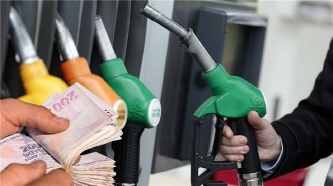 Akaryakıt Fiyatlarına Yeni Zam Geldi: Benzin 1,30 TL Arttı!