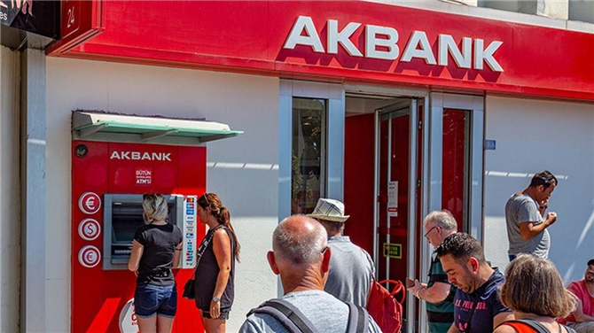 Akbank 0.99 faiz oranları ile birlikte ₺10.000 acil kredi başlattı