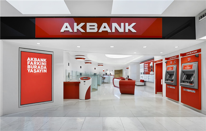 Cebinde ve Cüzdanında Akbank Kartı Olanlar Dikkat! Banka Hemen 40.000 TL Ödeme Verecek!