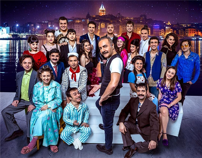 Çok güzel hareketler bunlar 2. Sezon 1. Bölüm izle 8 eylül kanal d skecleri