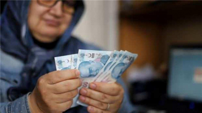 Emekli Maaşı 10.000 TL'ye Kadar Olanlar İçin Bankalardan Ek Ödemeler Geliyor