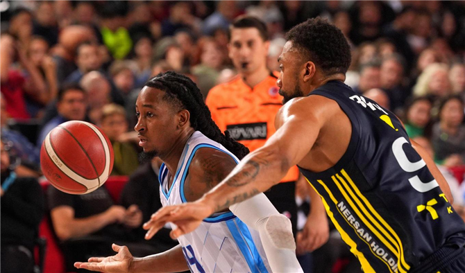 Fenerbahçe Beko, Türk Telekom'u Deplasmanda 85-73 Mağlup Etti