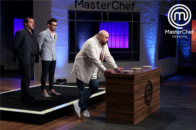 Masterchef kim elendi? Dokunulmazlık oyununu hangi yarışmacı kazandı