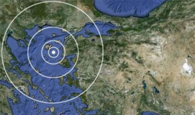 Son Dakika Çanakkale Depremi sonrası uzmanlar sokakta kalmalarını tavsiye etti