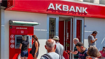 Akbank banka müşterisi olup, Acil para isteyenler dikkat! IBAN numarasına 70.000 TL ödeme yatacak!