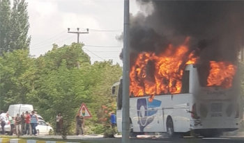 Balıkesir yolcu Otobüsü yandı 5 kişi hayatını kaybetti Son Dakika yolcu otobüsünde yangın