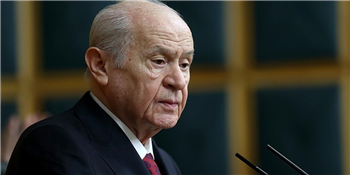 Devlet Bahçeli'den flaş karar: Beşiktaş üyeliğinden istifa etti