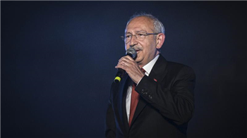 Kılıçdaroğlu, CHP Genel Merkezine Geçerek Seçim Sonuçlarını Takip Ediyor