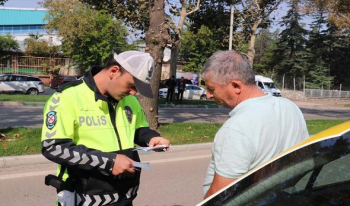 Özel araçta sigara yasağı uygulaması başladı! Arabada sigara içmenin cezası ne kadar?