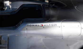 Tommy Hilfiger Mercedes AMG Petronas Motorsport'un Resmi Giyim Sponsoru Oldu