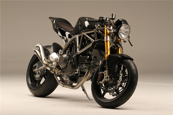 Ducati Testa Stretta NCR Macchia Nera Concept - (225 bin dolar)